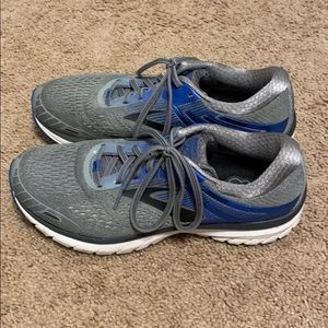 Brooks Adrenaline GTS 18
